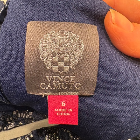Vince Camuto Navy and Silver Evening Gown - Size 6 - Like New - Picture 5 of 7